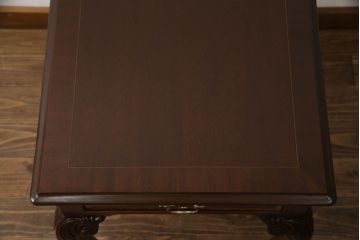 中古　美品　IDC大塚家具取り扱い　アメリカ　カウンシル(COUN CILL)　マホガニー材　エレガントなサイドテーブル(検索:キンデル、サァラ麻布)(ローテーブル、ナイトテーブル)(R-057404)