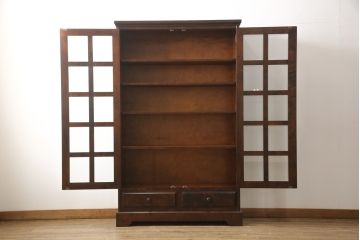 中古　美品　北海道民芸家具　和洋折衷どちらのお部屋にも馴染むブックケース(本箱、収納棚、キャビネット、飾り棚)(R-057435)