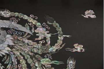 中古　韓国民芸家具　華やかな螺鈿細工が美しいセンターテーブル(座卓、ローテーブル)(R-057441)
