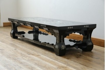 中古　韓国民芸家具　華やかな螺鈿細工が美しいセンターテーブル(座卓、ローテーブル)(R-057441)