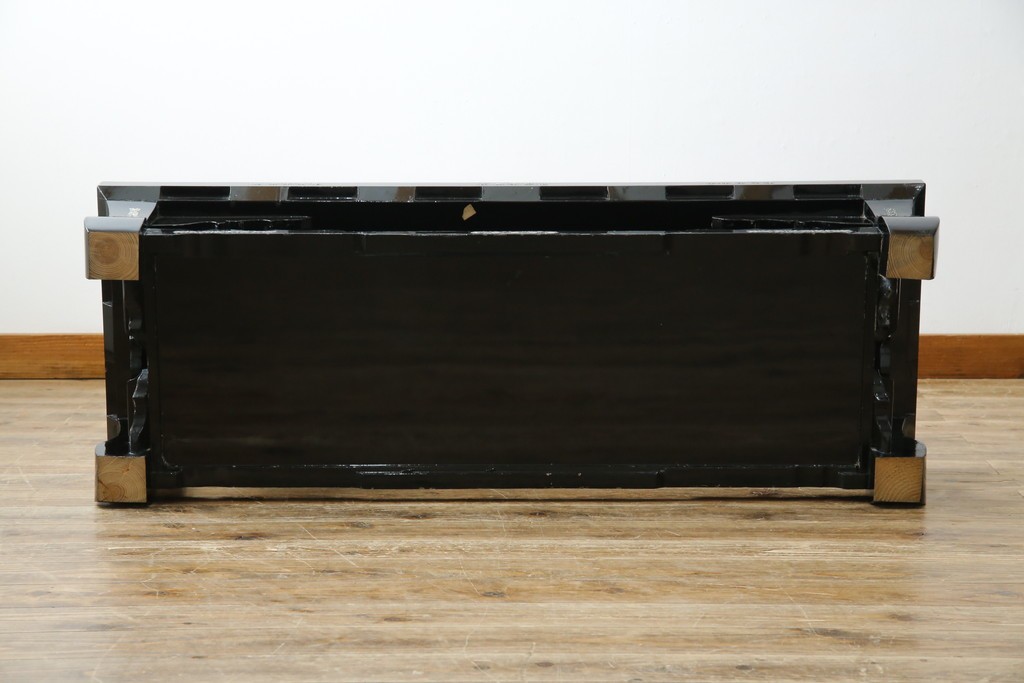 中古　韓国民芸家具　華やかな螺鈿細工が美しいセンターテーブル(座卓、ローテーブル)(R-057441)