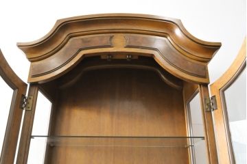 中古　美品　DREXEL HERITAGE(ドレクセルヘリテイジ)　品のある佇まいが魅力的なキュリオケース(定価約62万円)(飾り棚、ガラスショーケース、キャビネット、陳列棚)(R-057450)
