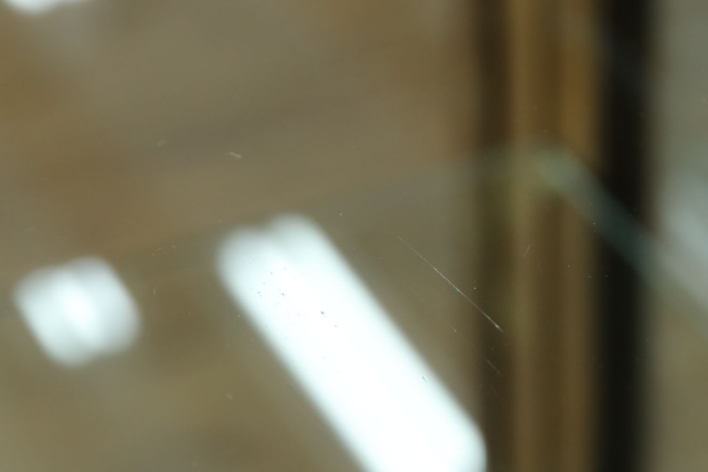 中古　カリモク家具(karimoku)　domani(ドマーニ)　Morganton(モーガントン)　ディスプレイ什器におすすめ!ヒッコリーブラウンのガラスキャビネット　定価約70万円　(R-057451)