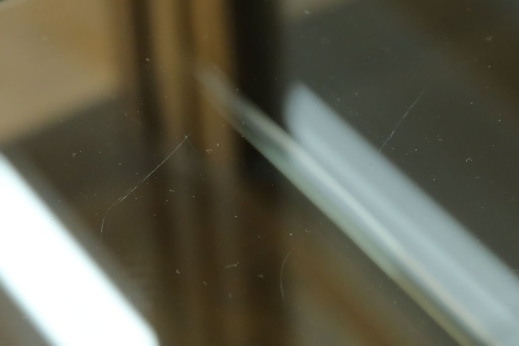 中古　カリモク家具(karimoku)　domani(ドマーニ)　Morganton(モーガントン)　ディスプレイ什器におすすめ!ヒッコリーブラウンのガラスキャビネット　定価約70万円　(R-057451)