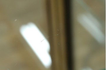 中古　カリモク家具(karimoku)　domani(ドマーニ)　Morganton(モーガントン)　ディスプレイ什器におすすめ!ヒッコリーブラウンのガラスキャビネット　定価約70万円　(R-057451)