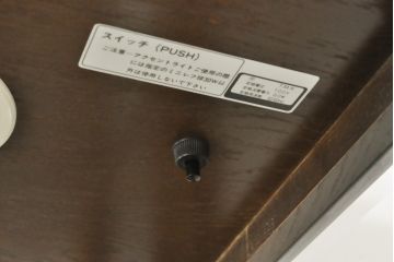 中古　カリモク家具(karimoku)　domani(ドマーニ)　Morganton(モーガントン)　ディスプレイ什器におすすめ!ヒッコリーブラウンのガラスキャビネット(定価約70万円)(ガラスケース、飾り棚、陳列棚)(R-057451)
