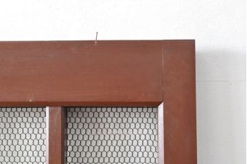 アンティーク建具　大きな金具が存在感抜群!漆の綺麗な格子蔵戸1枚(きつね格子、狐格子、格子戸、マス目、升目、引き戸、玄関戸)(R-057455)