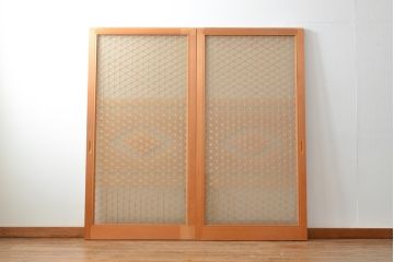 中古　美品　両面ガラス　様々な文様を楽しめる全面組子入りガラス戸2枚セット(引き戸、建具)(R-057457)