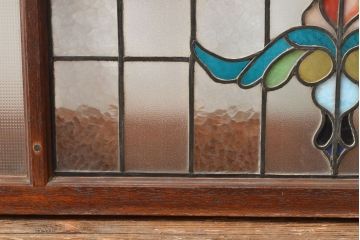 アンティーク建具　日本製　ディスプレイとしてもおすすめ!大正ロマンな雰囲気を高めるステンドグラス明かり取り1枚(明り取り、欄間)(R-057462)
