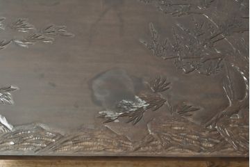 民芸家具　日光彫り　重厚な脚と厚みのある天板が魅力的な座卓(ローテーブル)(R-057467)
