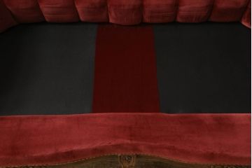 中古　美品　イタリア家具　彫刻の素晴らしいクラシカルな2人掛けソファ(定価約60万円)(二人掛け、2P)(R-057468)