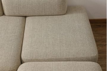 中古　超美品　FRITZ HANSEN(フリッツハンセン)　シンプルモダンなデザインが魅力的なアルファベットソファ(定価約83万円)(2人掛けソファ、2P)(R-057477)