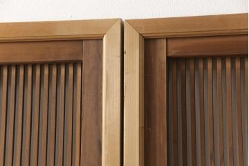 アンティーク建具　上質な和を演出してくれる格子戸リメイク衝立て(パーテーション、つい立て)(R-057482)
