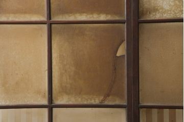 アンティーク建具　特注品　総欅(ケヤキ)材　ケヤキの引き戸は珍しい!!高級ガラス戸2枚セット(引き戸)(R-057484)