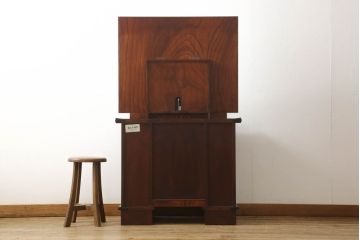 中古　美品　岩谷堂箪笥　和モダンな雰囲気が魅力的なドレッサー+チェアセット(定価約50万円)(鏡台)(R-057492)