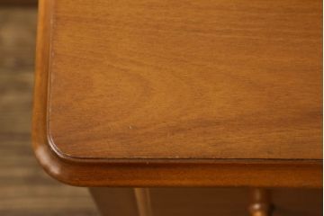 中古　横浜ダニエル(daniel)　A-402　スツール付き　ラウンド型の鏡が印象的な上品な佇まいのドレッサー(鏡台)(R-057494)