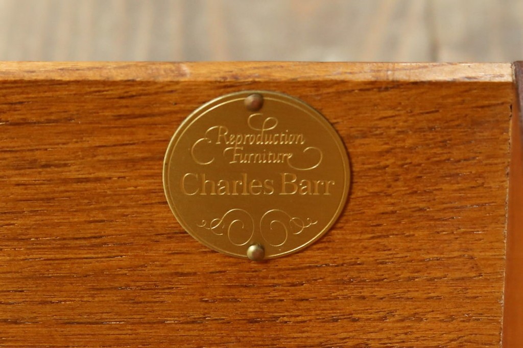 中古　最高級　イギリス　Charles Barr(チャールズ バー)　マホガニー　美しい木目が目を引く、象嵌入りセンターテーブル　定価約62万円　(R-057502)