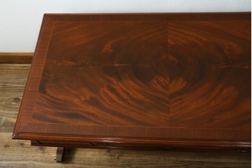 中古　最高級　イギリス　Charles Barr(チャールズ バー)　マホガニー　美しい木目が目を引く、象嵌入りセンターテーブル　定価約62万円　(R-057502)