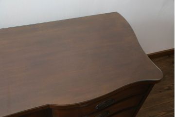 中古　美品　ヘンレドン(HENREDON)　マホガニー材の濃淡の色合いが楽しめるサイドチェスト(サイドボード、引き出し)(定価約80万円)(R-057509)
