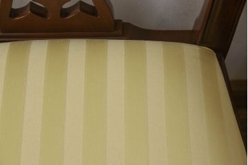 中古　美品　IDC大塚家具取り扱い　アメリカ高級家具　COUN CILL(カウンシル)(カンセル)　マホガニー材　ダイニングチェア4脚セット(4脚定価 約32万円)(椅子、イス)(R-057510)