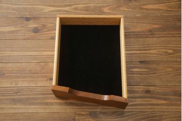 中古　美品　DREXEL HERITAGE(ドレクセルヘリテイジ)　Triune(トライユン)　品のある佇まいのサイドボード(サイドキャビネット、リビングボード、サイドチェスト、引き出し)(R-057522)
