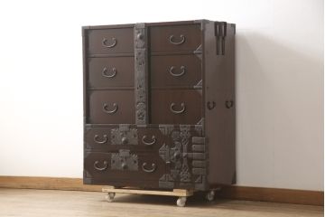和製アンティーク　総桐材　和の風格漂う黒漆塗りが魅力の庄内箪笥(時代箪笥、和たんす、収納箪笥、引き出し)(R-057526)