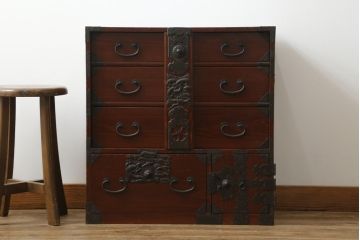 和製アンティーク　杉材　漆塗り　和モダンなお部屋づくりにオススメの庄内小箪笥(時代箪笥、和たんす、収納箪笥、引き出し)(R-057528)
