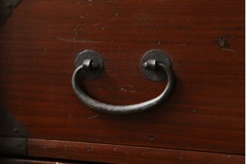 和製アンティーク　杉材　漆塗り　和モダンなお部屋づくりにオススメの庄内小箪笥(時代箪笥、和たんす、収納箪笥、引き出し)(R-057528)
