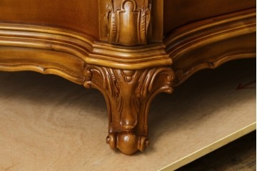 中古　美品　六本木アピス(APIS)取り扱い　イタリア最高級家具　気品あふれる象嵌入りサイドボード　定価約80万円　(R-057530)
