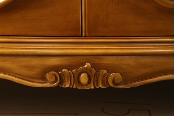 中古　美品　六本木アピス(APIS)取り扱い　イタリア最高級家具　気品あふれる象嵌入りサイドボード　定価約80万円　(R-057530)