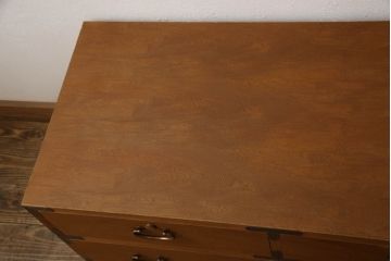 中古　屋久杉　お掃除のしやすさがありがたい脚付きローチェスト(ローボード、テレビ台、引き出し)(R-057532)