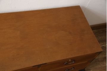 中古　屋久杉　お掃除のしやすさがありがたい脚付きローチェスト(ローボード、テレビ台、引き出し)(R-057532)