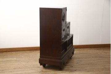 中古　美品　仙台民芸箪笥(仙台箪笥)　欅産業　漆塗　インテリアとして個性が光る階段車箪笥(階段箪笥、和箪笥、和タンス、収納箪笥)(定価約48万円)(R-057534)