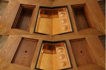 中古　美品　ニレ材　木の温もりを存分に感じられる囲炉裏テーブル(ダイニングテーブル、木製火鉢)(R-057539)