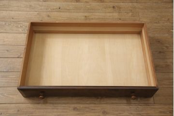 中古　美品　松本民芸家具　深みのある色合いと直線的なフォルムが美しい、#501型洋服タンス(定価約40万円)(ワードローブ、衣装箪笥、収納棚)(R-057541)