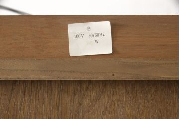 中古　超美品　旭川家具　加藤木工　OAK　ブルックス　エレガントな佇まいが美しいキュリオケース(定価約38万円)(キャビネット、ガラスケース、飾り棚)(R-057545)