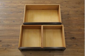 中古　松本民芸家具　和モダンなデザインが雰囲気を盛り立てるC型サイドボード(食器棚、キャビネット、収納棚、戸棚)(定価約84万円)(R-057546)