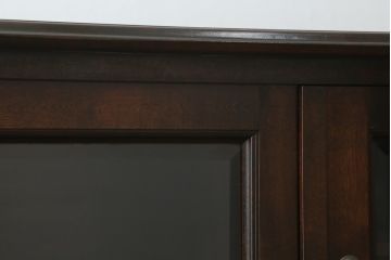 中古　松本民芸家具　和モダンなデザインが雰囲気を盛り立てるC型サイドボード(食器棚、キャビネット、収納棚、戸棚)(定価約84万円)(R-057546)