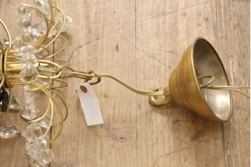 フランスアンティーク　キャンドルホルダー付き!きらびやかな装飾が魅力的なシャンデリア(天井照明、吊り下げ照明)(R-057547)