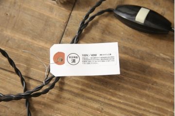 イギリスアンティーク　真鍮(しんちゅう)製　クラシカルなムード醸し出すデスクスタンド(テーブルスタンド、スタンドライト、卓上照明)(R-057556)
