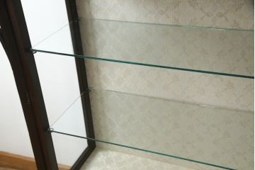 イギリスアンティーク　マホガニー材　店舗什器としてもおすすめ! クラシカルなキャビネット(飾り棚、ガラスケース、収納棚、戸棚)(R-057563)