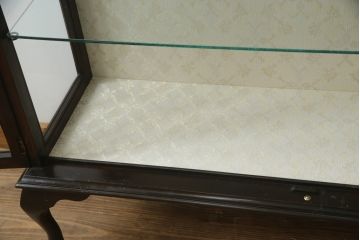 イギリスアンティーク　マホガニー材　店舗什器としてもおすすめ! クラシカルなキャビネット(飾り棚、ガラスケース、収納棚、戸棚)(R-057563)