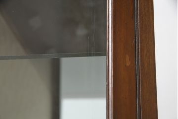 イギリスアンティーク　マホガニー材　店舗什器としてもおすすめ! クラシカルなキャビネット(飾り棚、ガラスケース、収納棚、戸棚)(R-057563)