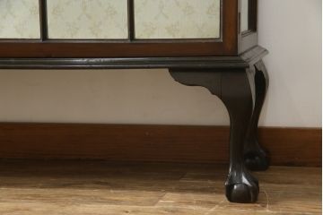 イギリスアンティーク　マホガニー材　店舗什器としてもおすすめ! クラシカルなキャビネット(飾り棚、ガラスケース、収納棚、戸棚)(R-057563)