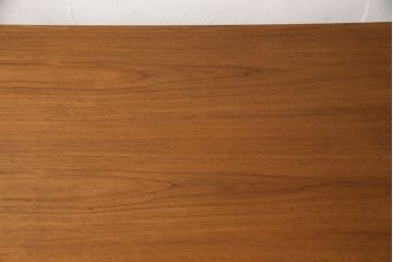 デンマークビンテージ　チーク材　シンプルなデザインで取り入れやすい、大振りサイズのダイニングテーブル(エクステンションテーブル、作業台、ヴィンテージ、北欧)(R-057576)