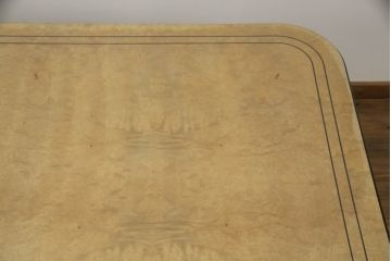 中古　サァラ麻布取り扱い　アメリカ最高級ブランド　センチュリー(CENTURY)　天板バーズアイ　モダンなデザインが魅力の特大エクステンションダイニングテーブル(エクステンションテーブル)(定価約200万円)(R-057577)
