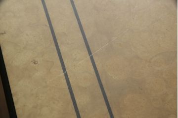 中古　サァラ麻布取り扱い　アメリカ最高級ブランド　センチュリー(CENTURY)　天板バーズアイ　モダンなデザインが魅力の特大エクステンションダイニングテーブル(エクステンションテーブル)(定価約200万円)(R-057577)