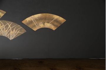 中古　美品　輪島塗り　在銘有り　繊細な扇の図柄が気品を感じさせる座卓(定価140万円)(ローテーブル、センターテーブル)(R-057583)