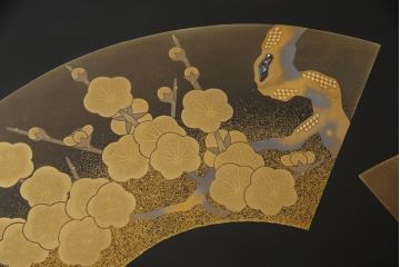 中古　美品　輪島塗り　在銘有り　繊細な扇の図柄が気品を感じさせる座卓(定価140万円)(ローテーブル、センターテーブル)(R-057583)