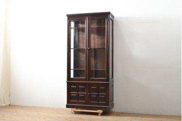 中古　希少な廃盤品!!　北海道民芸家具　OM158　落ち着きのある上品な空間づくりにおすすめの飾り棚(収納棚、キャビネット、陳列棚、店舗什器)(R-057585)